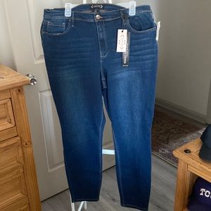 Beautiful jeans size 18